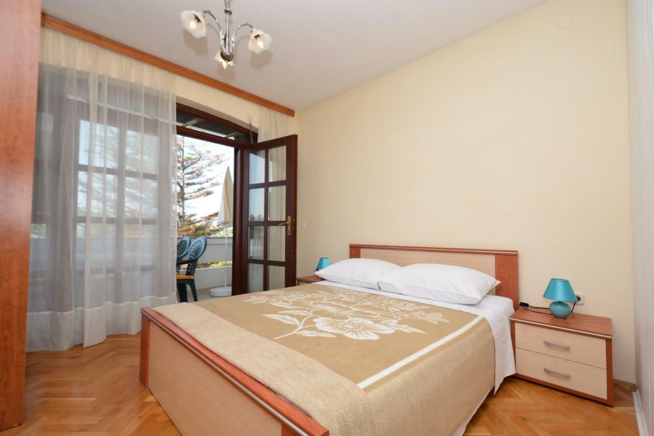 Apartma Apartments Beach